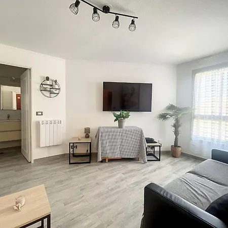Apartament - Cosy 5mn Palais